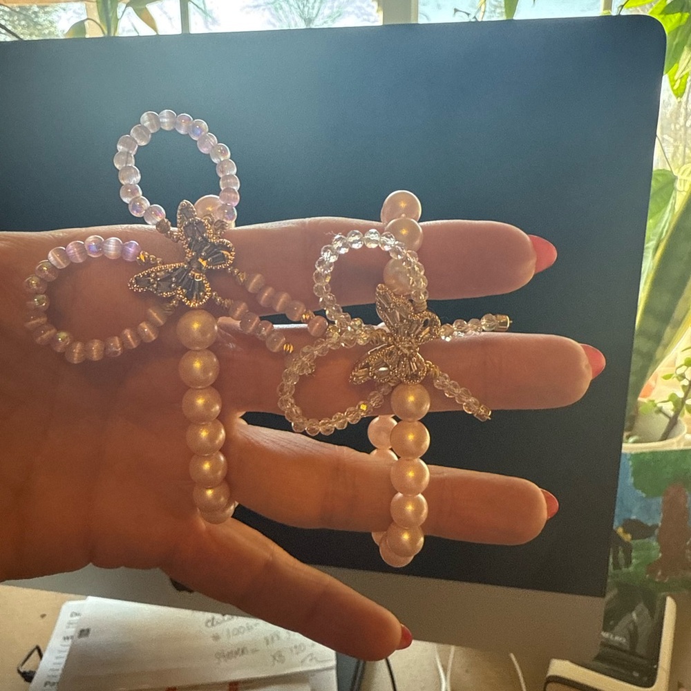 Bow and butterfly bracelet - Picture 4 of 4